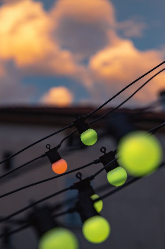 Σαλόνι και υπνοδωμάτιο Twinkly έξυπνη γιρλάντα LED 20 RGB LED 10 m - Starter Kit TWF020STP.BEU πολύχρωμο