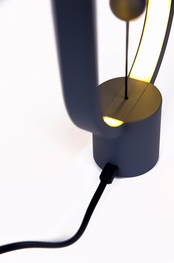 Allocacoc Επιτραπέζιο φωτιστικό Mini Heng Balance γκρί DH0098/HBLEMN