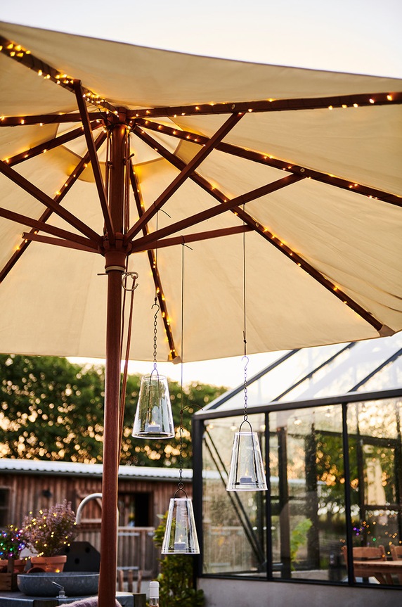 Sirius łańcuch solarny LED Knirke Solar Parasol, 128 LED 8 x 2 + 2 m 30881 szary AA00