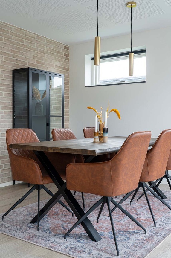 Obývacia izba a spálňa Závesná lampa House Nordic Paris 6409108 hnedá