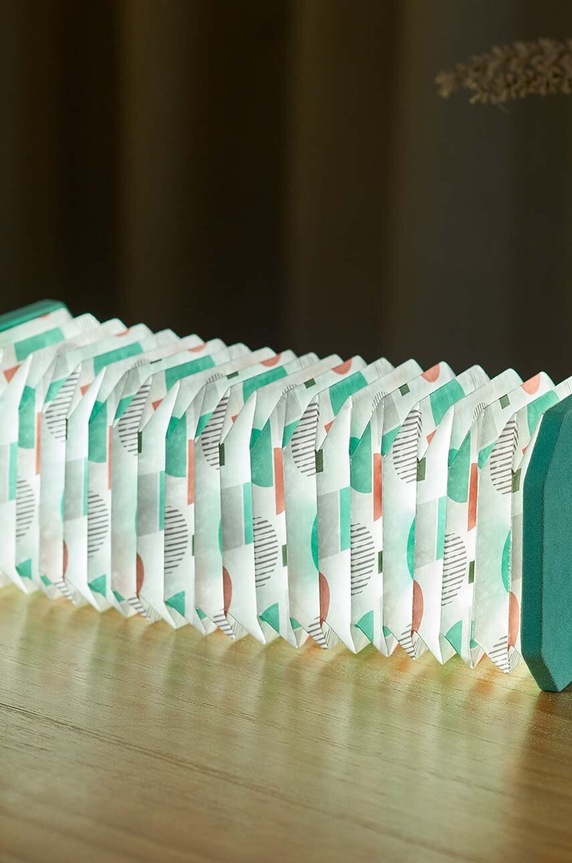 LED lampa Gingko Design Velvet Accordion Lamp G006GM