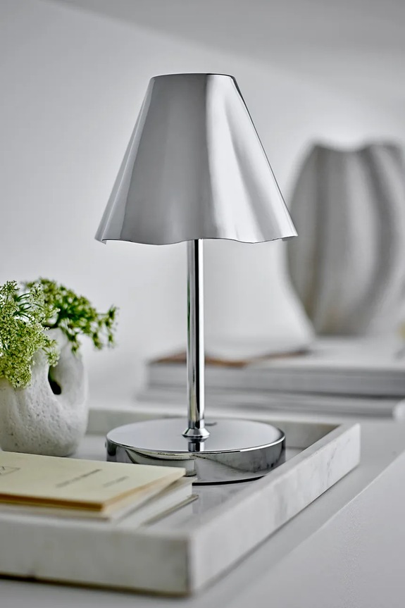 Dnevni boravak i spavaća soba Bežična LED lampa Bloomingville Lianna 82068318 siva