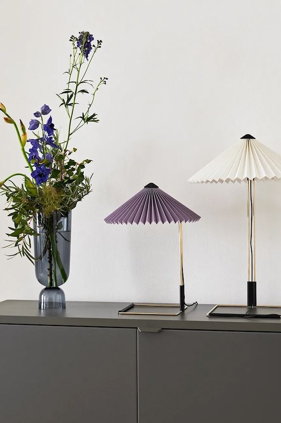 Accessori HAY lampada da tavolo Matin 30 x 38 cm AA972.A577.AB78 violetto