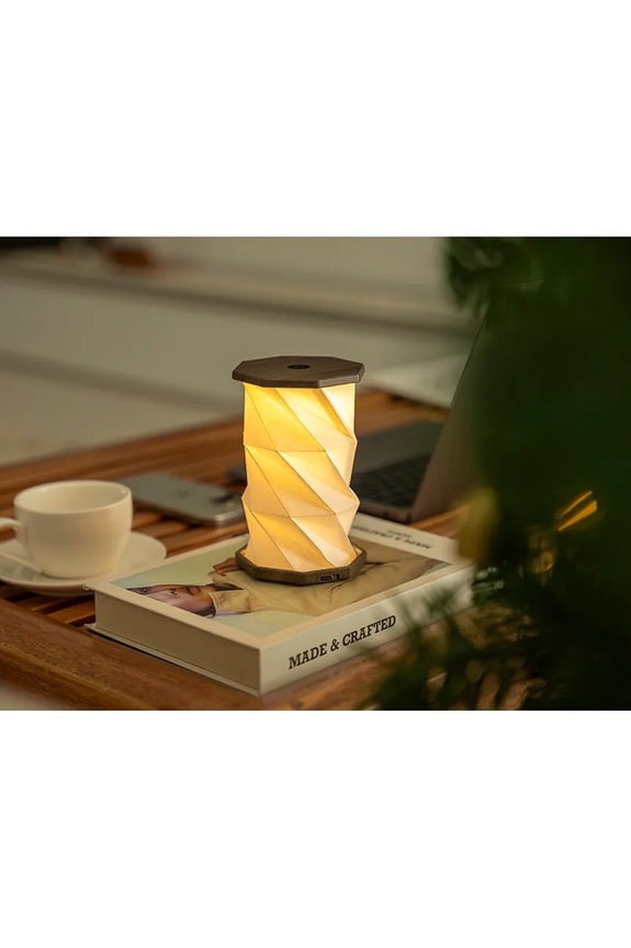 Gingko Design lampka nocna 8,2 x 8,2 x 1,5 cm brązowy G036M.WT