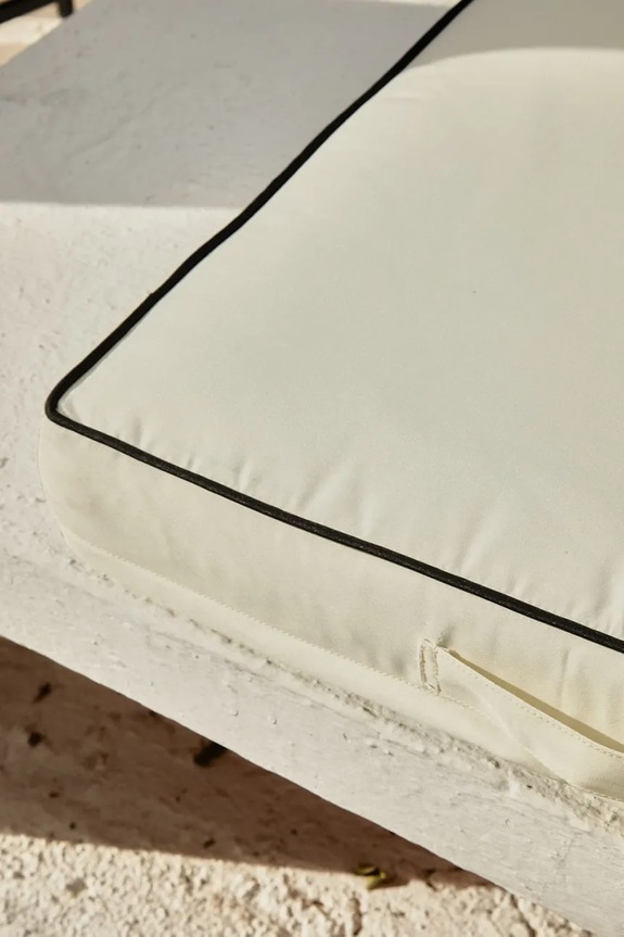 Μαξιλάρι δαπέδου Cloud μπεζ CLOUD.6013.CRU