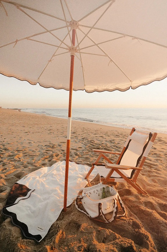 Business & Pleasure Co. parasol ogrodowy 200 x 213 cm BPU.A.RIV.WHT biały
