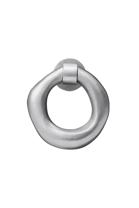 Ferm Living kołatka do drzwi z aluminium 10,4 x 9,5 x 3,3 cm srebrny 1104273179