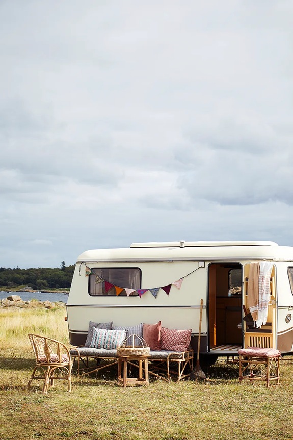 Nappali és hálószoba Madam Stoltz dekoratív párnahuzat 50 x 70 cm CCP.5070.226 narancssárga