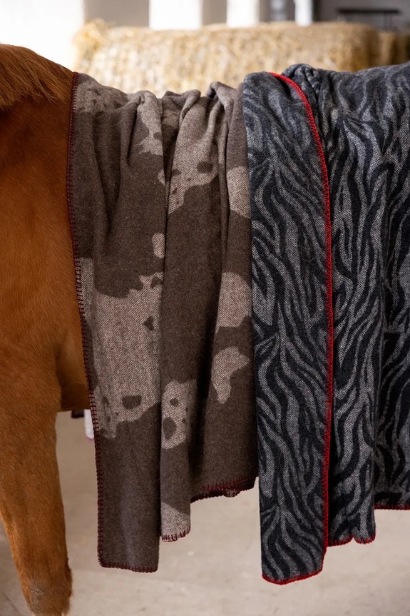 Byon coperta con lana Anima 130 x 160 cm 5219806001 nero AA00