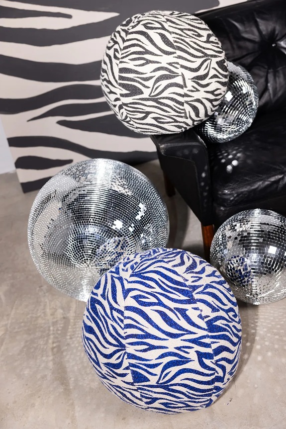 Dnevni boravak i spavaća soba Ukrasni jastuk Byon Anima 35 x 35 cm 5219806201 crna