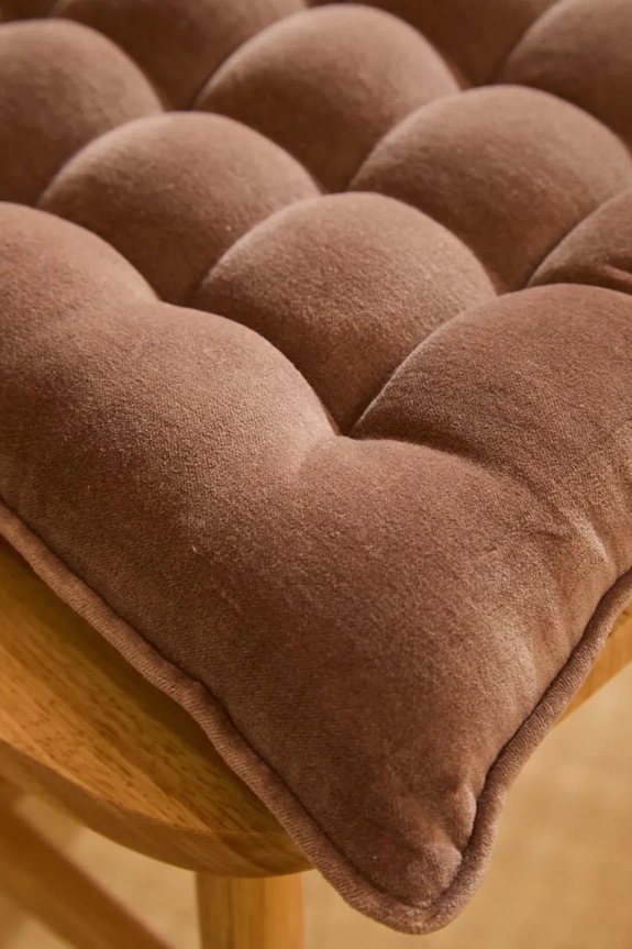 Βαμβακερό μαξιλάρι για καρέκλα Calma House 40 x 40 x 4 cm καφέ VELOUR.40G.MRR