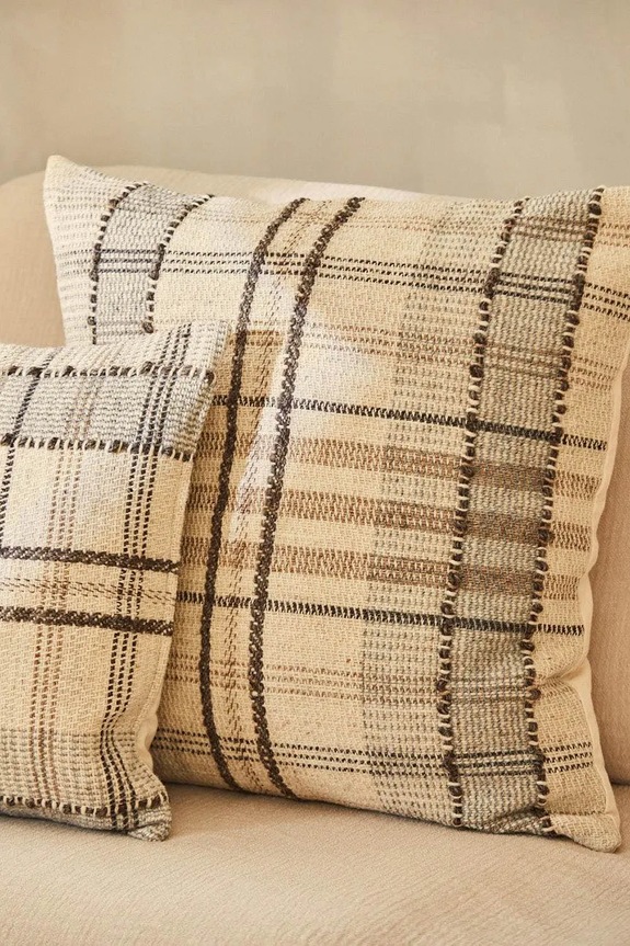 Calma House față de pernă din lână 60 x 60 cm multicolor MONTANA.60.MRR