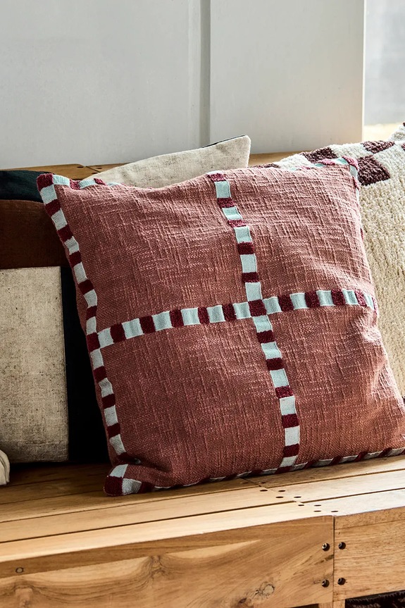 House Doctor dekoratív pamut párnahuzat HDCross 50 x 50 cm 900000156 többszínű AA00