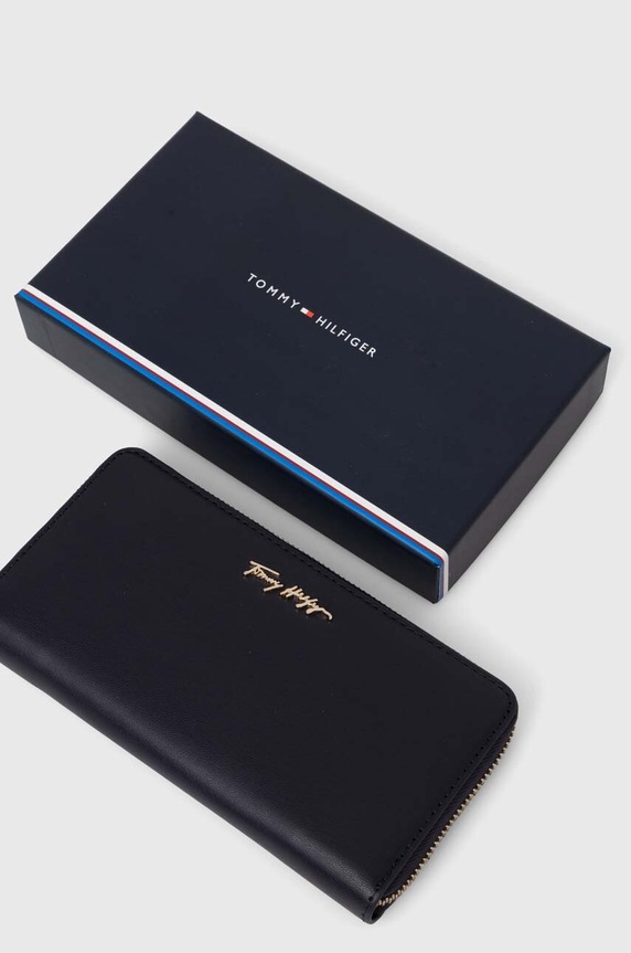 Tommy Hilfiger pénztárca sötétkék AW0AW12186