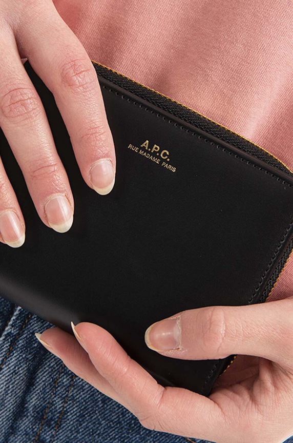 A.P.C. leather wallet Compact Emmanuelle PXAWV-F6302 BLACK PXAWV.F63029