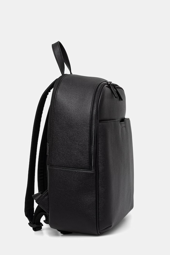 Armani Exchange plecak męski z imitacji skóry XM002582.AF22651.NOS czarny AA00
