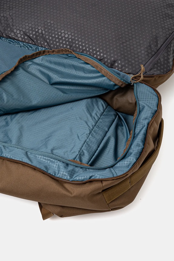 Ruksak Gregory Border Traveler 30 BORDER.TRAVELLER.30