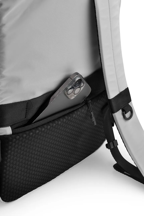 Рюкзак Crash Baggage HARD MESH BACKPACK 46,5x30x16 cm CB313 сірий