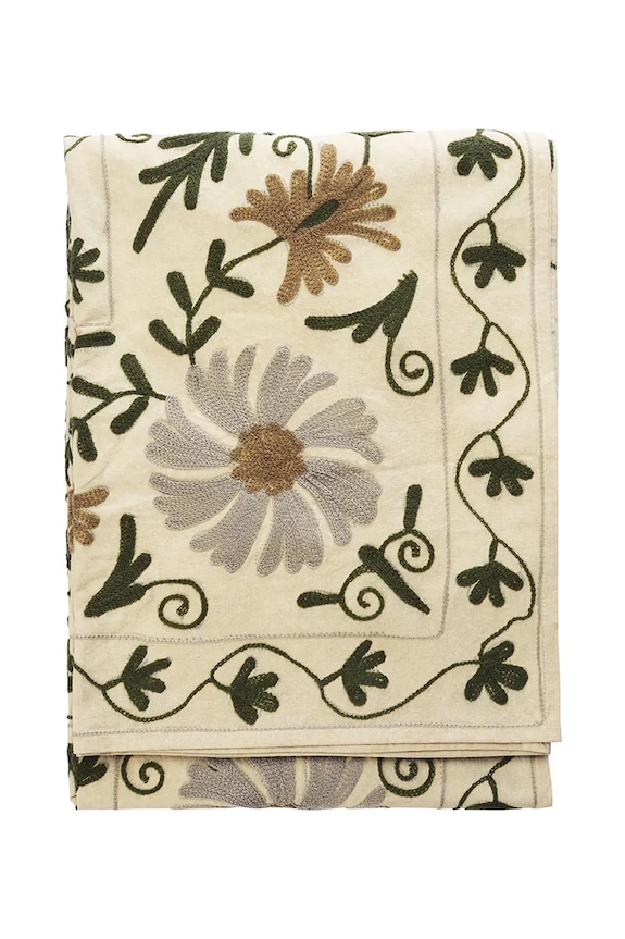 Prekrivač Madam Stoltz 130 x 180 cm šarena 1024.03A