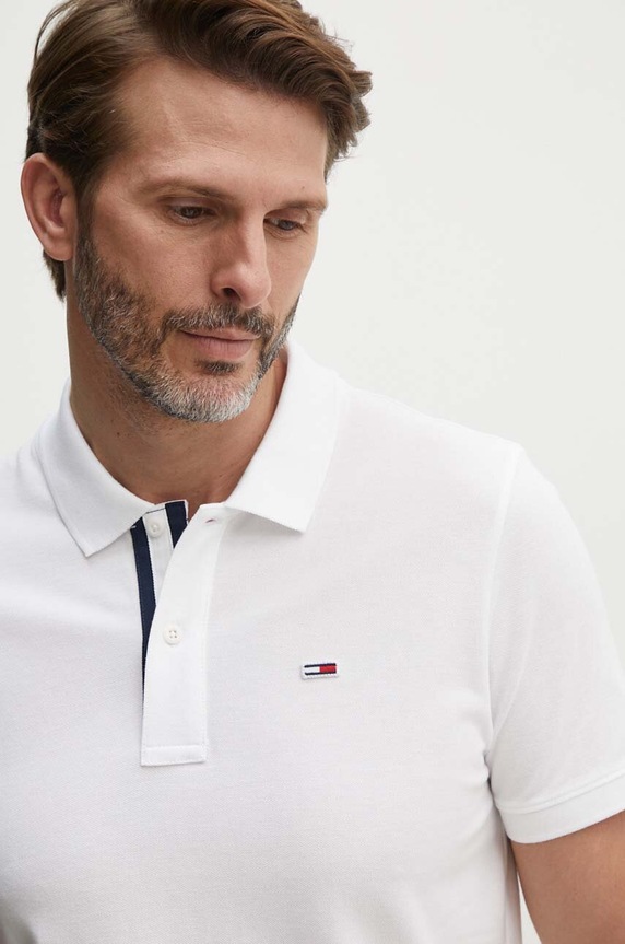 Bavlnené polo tričko Tommy Jeans DM0DM15370 biela AA00