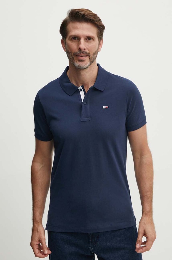 Βαμβακερό μπλουζάκι πόλο Tommy Jeans κανονικό σκούρο μπλε DM0DM15370