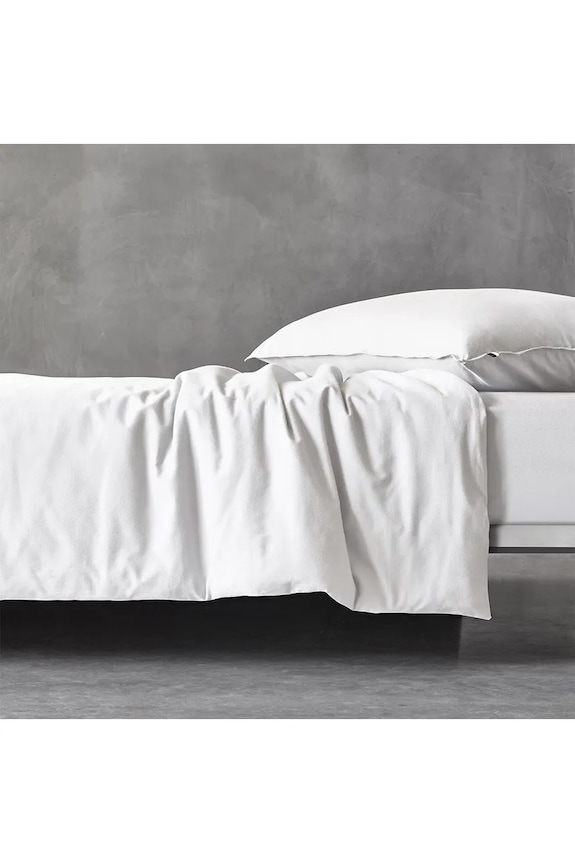 Salon i sypialnia BOSS prześcieradło z gumką bawełniane BEBOSS White 90 x 200 cm 1058411 biały