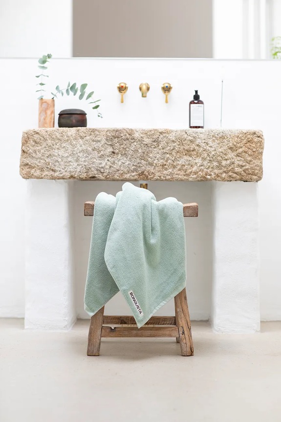 Bongusta prosop mediu din bumbac Naram 70 x 140 cm BON12.016 verde