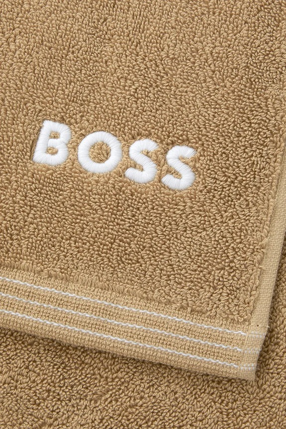 Łazienka BOSS średni ręcznik bawełniany EDGE Pecan 70 x 140 cm 1063664 beżowy