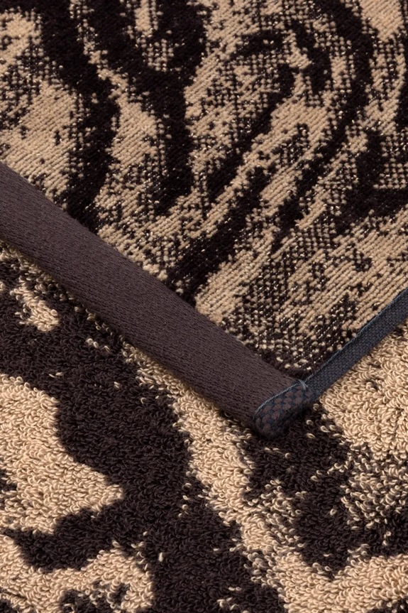 Łazienka Kenzo średni ręcznik bawełniany KFAUVE Naturel 70 x 140 cm 1062870 brązowy