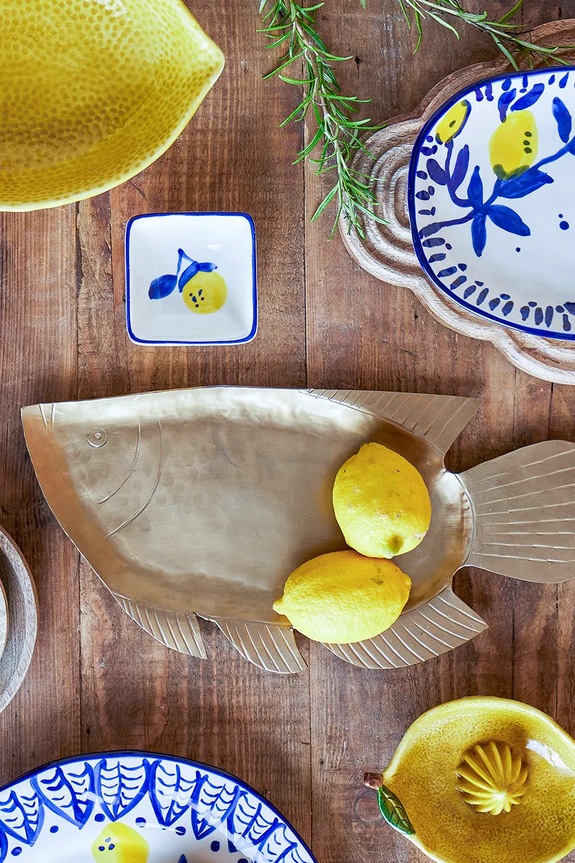 Διακοσμητικός δίσκος Bloomingville Fabius 35,5 x 1 x 17 cm μπεζ 82068394