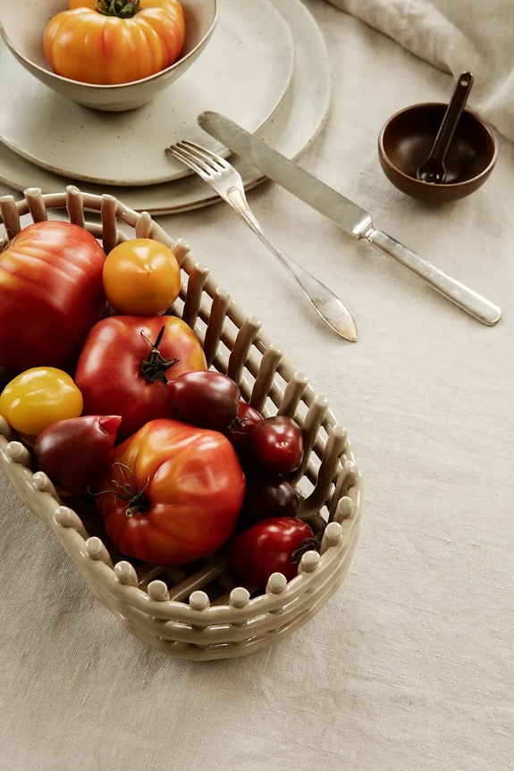 Аксесуари Декоративний кошик ferm LIVING Ceramic Basket 1104264539 бежевий