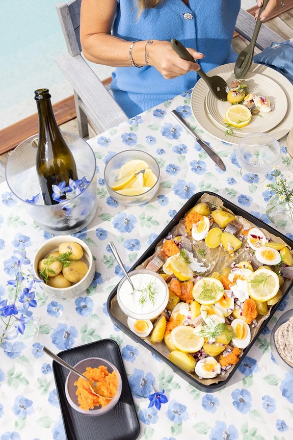 Sagaform δίσκος από ξύλο βελανιδιάς 35 x 28 x 4,5 cm 5018521 μαύρο