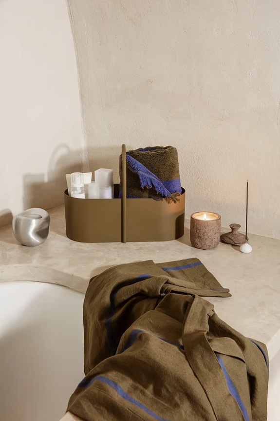 ferm LIVING candele profumate di soia Ura Burned Sienna 1104264791 multicolore