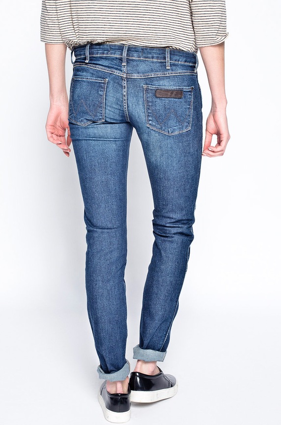 Odzież Wrangler - Jeansy Courtney Scuffed W23SX134D granatowy
