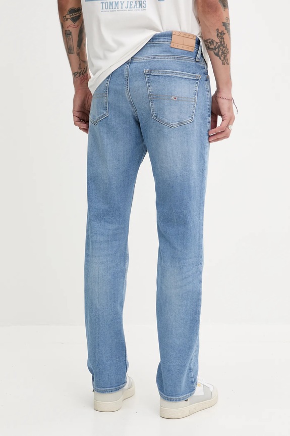 Odzież Tommy Jeans jeansy DM0DM20758 niebieski