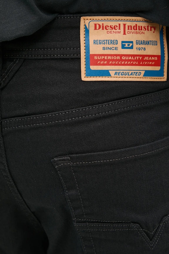 Diesel jeans 1986 LARKEE-BEEX L.32 negru 00SU1X.0688H