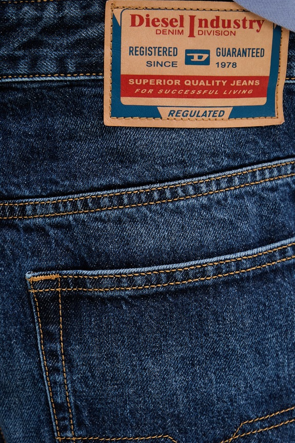 Diesel blugi relaxed fit pentru bărbați 2001 D-MACRO L.32 albastru A11598.09I27