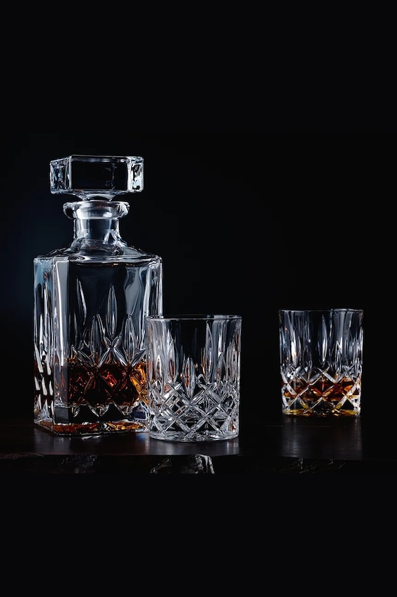 Karafa na whisky s pohármi Nachtmann Noblesse Whisky 700 ml 3-pak 91899 priesvitná AA00