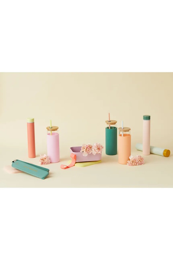 Κουζίνα και μπαρ Ποτήρι με καλαμάκι Designworks Ink Tumbler 650 ml DTUM.1001EU πράσινο