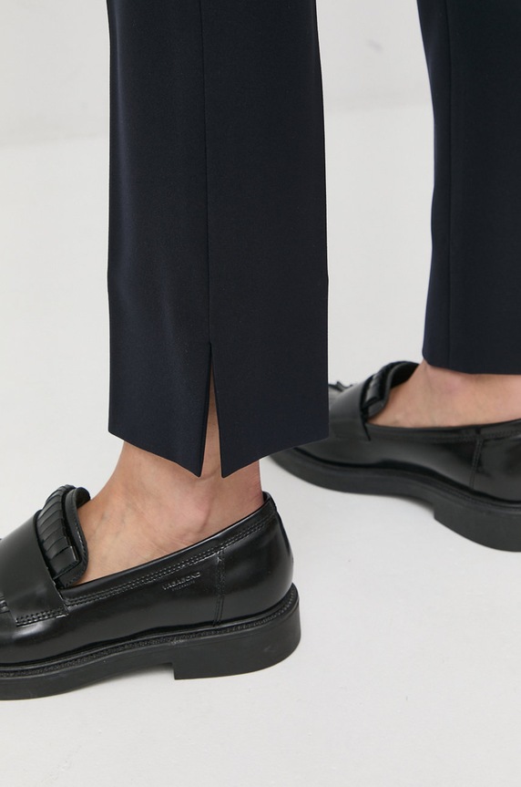Îmbrăcăminte Emporio Armani pantaloni 8N2P02.2NWAZ.NOS bleumarin