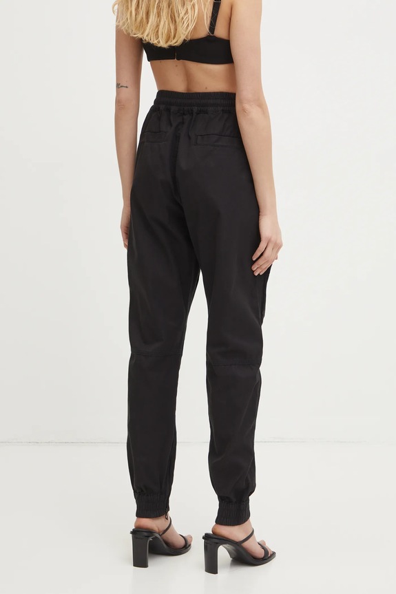 Oblečenie Bavlnené nohavice Diesel P-RIDE-Q3 TROUSERS A17383.0NJBP čierna