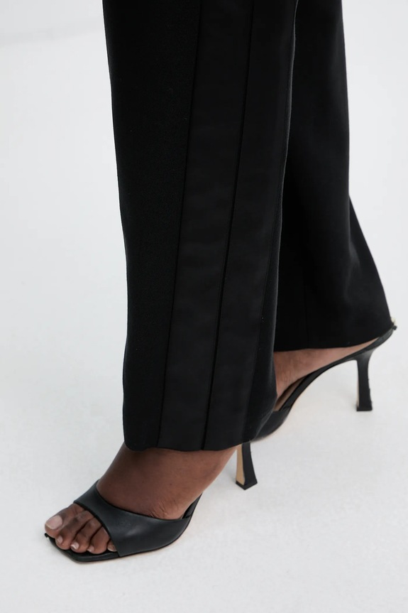 Twinset pantaloni din lână negru 252TS2063