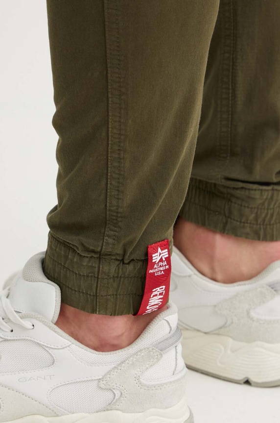 Pamučne hlače Alpha Industries Airman Pant zelena 188201.142