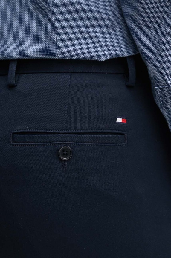Hlače Tommy Hilfiger mornarsko plava MW0MW28883