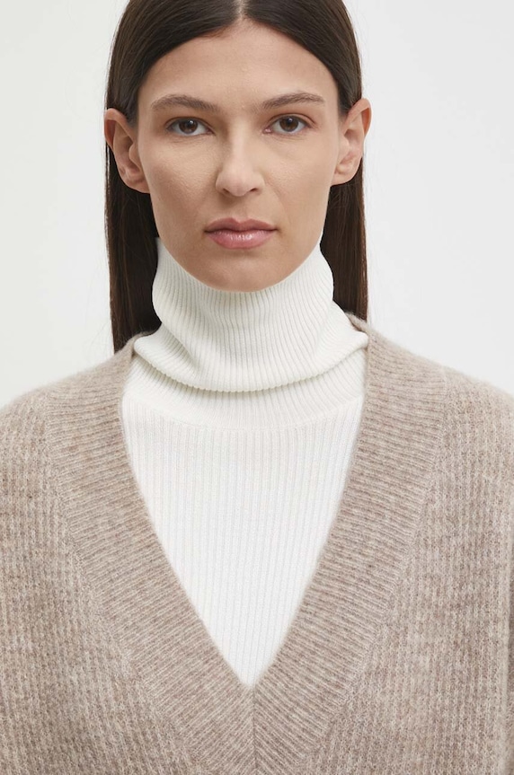 Gestuz sweter beżowy 10909332