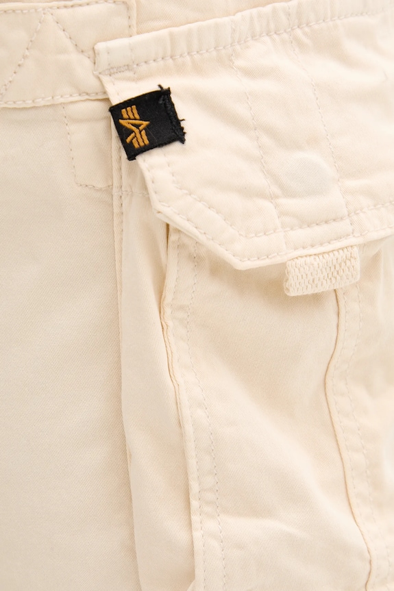 Bavlněné šortky Alpha Industries Crew Short béžová 176203.578
