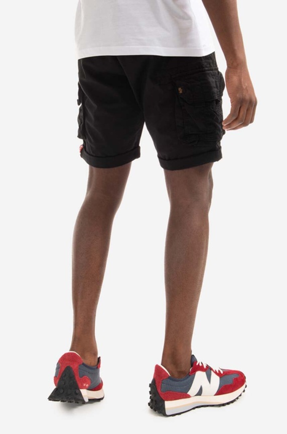Bavlnené šortky Alpha Industries čierna 176203.03