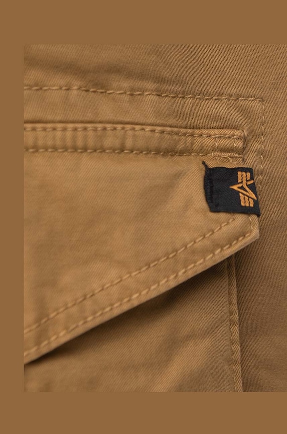 Bavlněné šortky Alpha Industries 106251.13 hnědá