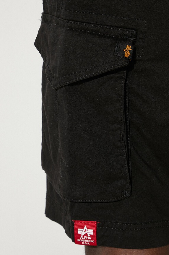Bavlněné šortky Alpha Industries 106251.03 černá