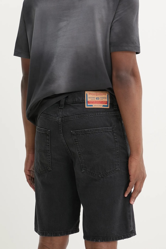 Odjeća Traper kratke hlače Diesel REGULAR-SHORT SHORTS A06430.0GRDW crna